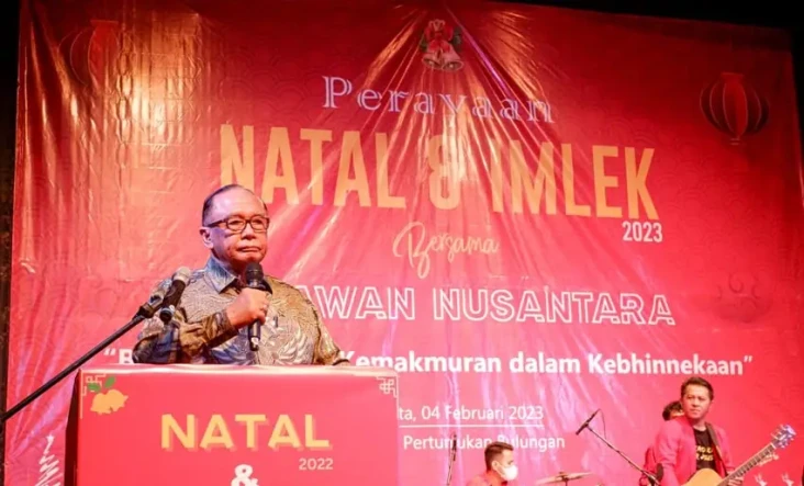 Di Perayaan Natal dan...