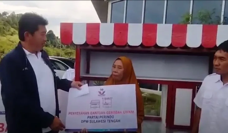 Dapat Bantuan Gerobak...