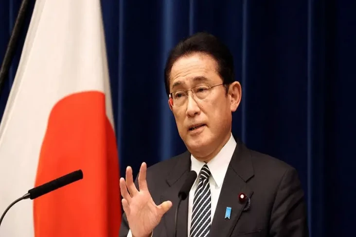 PM Jepang Pecat Ajudan...