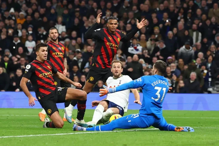 Hasil Liga Inggris 2022/2023:...