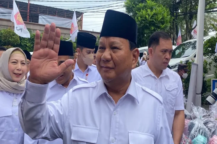 HUT ke-15 Gerindra,...