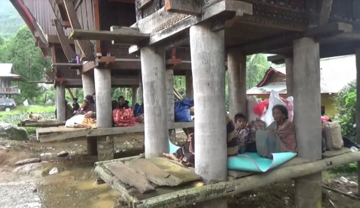 Kehilangan Rumah Akibat...