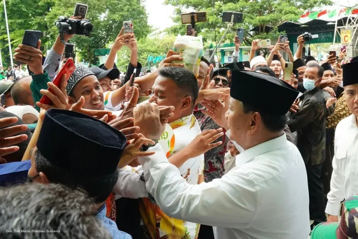 Hadiri Peringatan Satu...