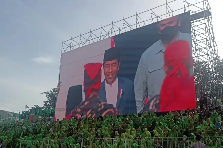 Tiba di Delta Sidoarjo,...