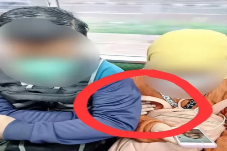 Tangan Pria Ini Terekam...