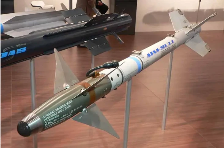 Spesifikasi Rudal AIM-9X...