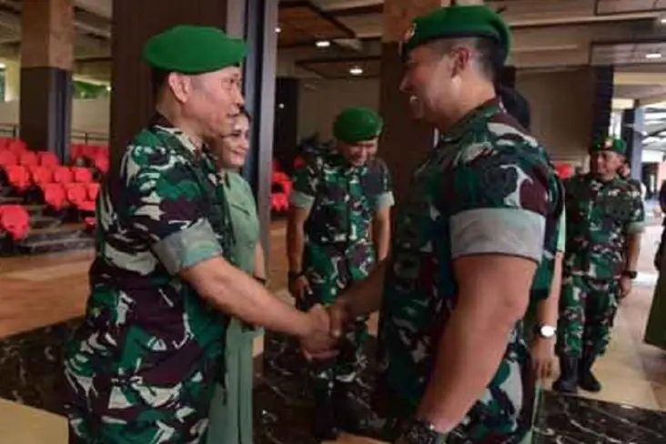 14 Jenderal TNI AD Bintang...