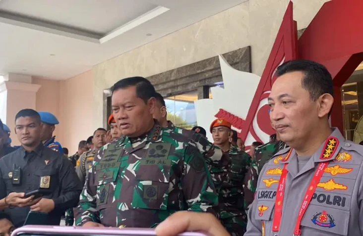 Panglima TNI: 5 Penumpang...