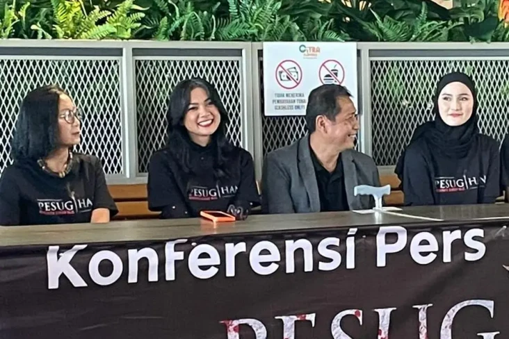 Tak Kuasa Tolak Rayuan...