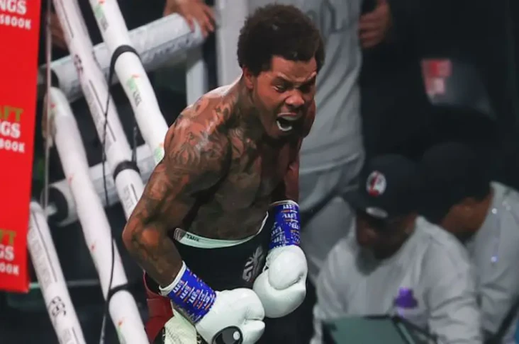 Gervonta Davis Kalahkan...