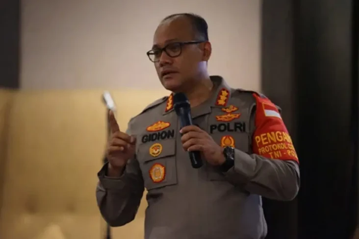 Polisi Periksa 10 Saksi...