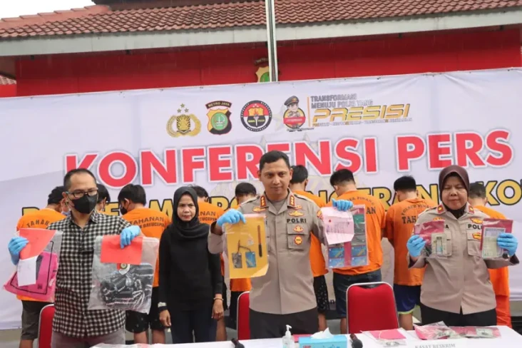 2 Maling Modus Ganjal...