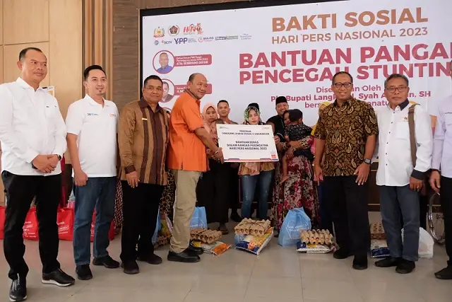 BULOG dan PWI Peduli...