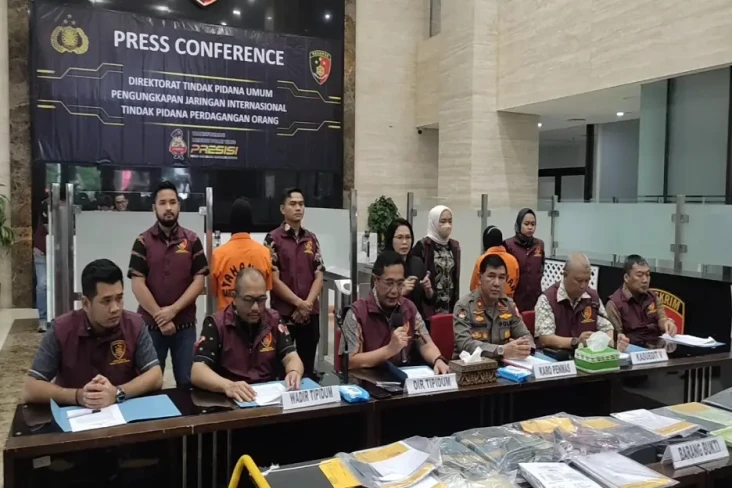 Bareskrim Tangkap 5...