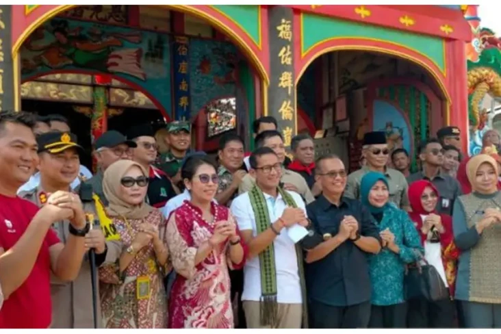 Sandiaga Uno Puji Suku...