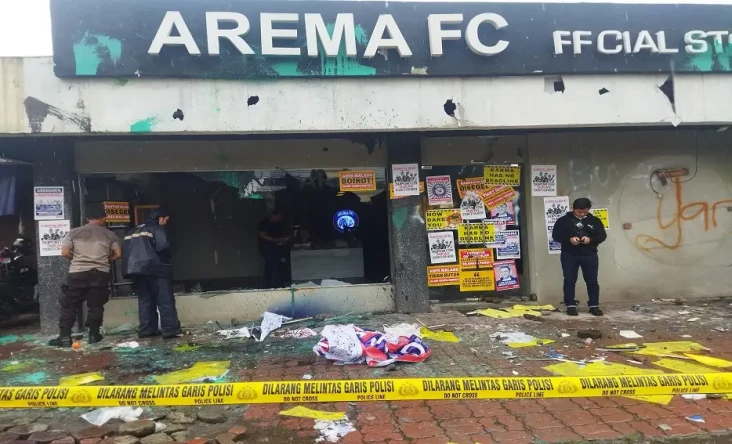 Tersangka Pengerusakan...