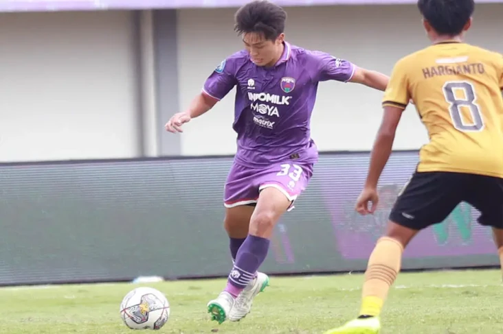Hasil Liga 1 2022/2023:...