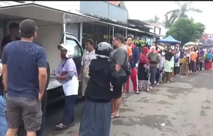 Demi Beras Murah Rp9.000...