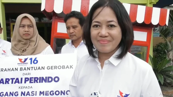 Perindo Bagikan Gerobak...