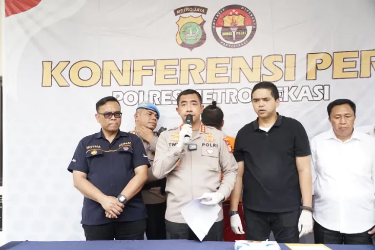 Buntut Bentrok di Bekasi,...