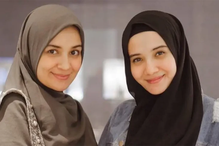 12 Artis Indonesia Kakak...