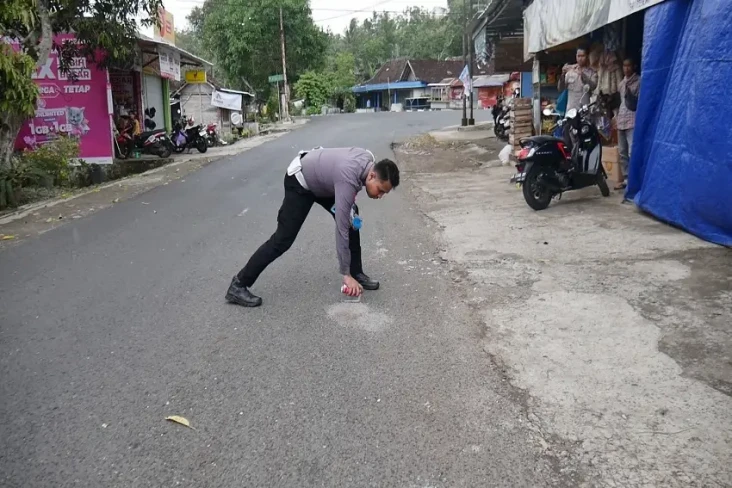 Jatuh dari Motor yang...