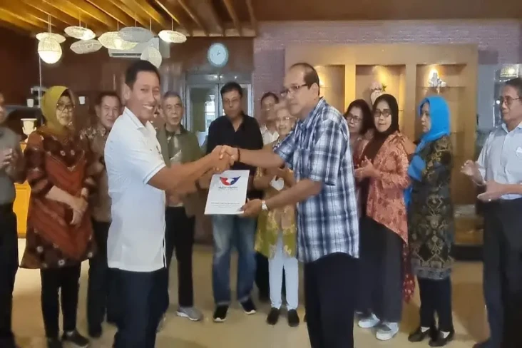 Kirim Bantuan untuk...
