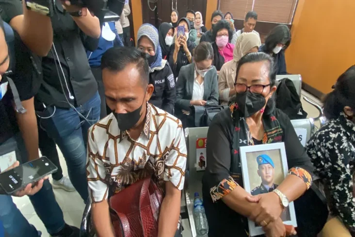 Ayah Brigadir J Bicara...