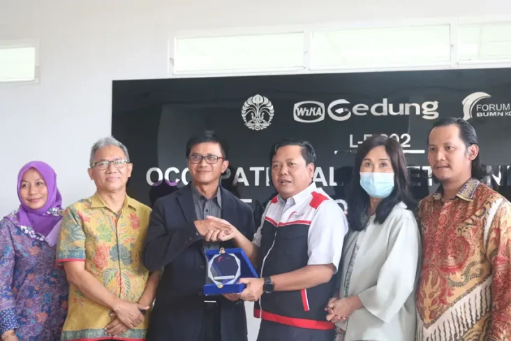 Pusat Keselamatan Kerja...