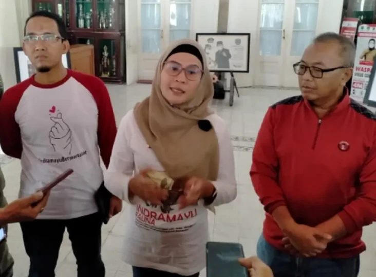 Wabup Lucky Hakim Mundur,...