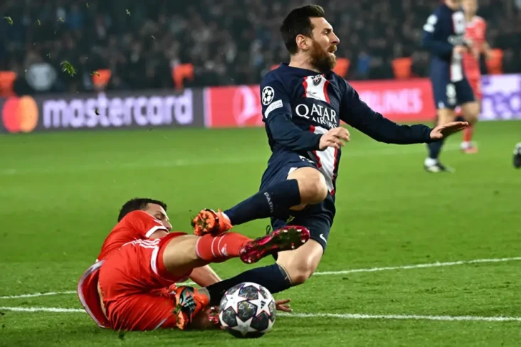 Benjamin Pavard Disorot...