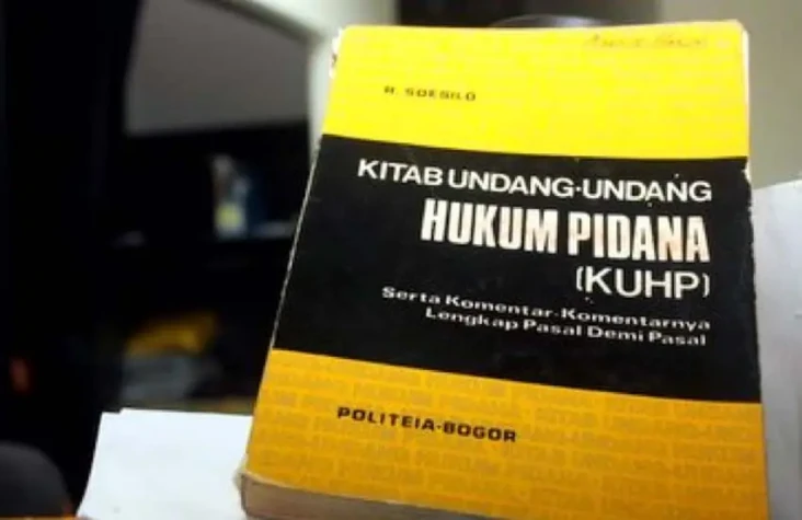 Isi KUHP Pasal 100 Terbaru,...