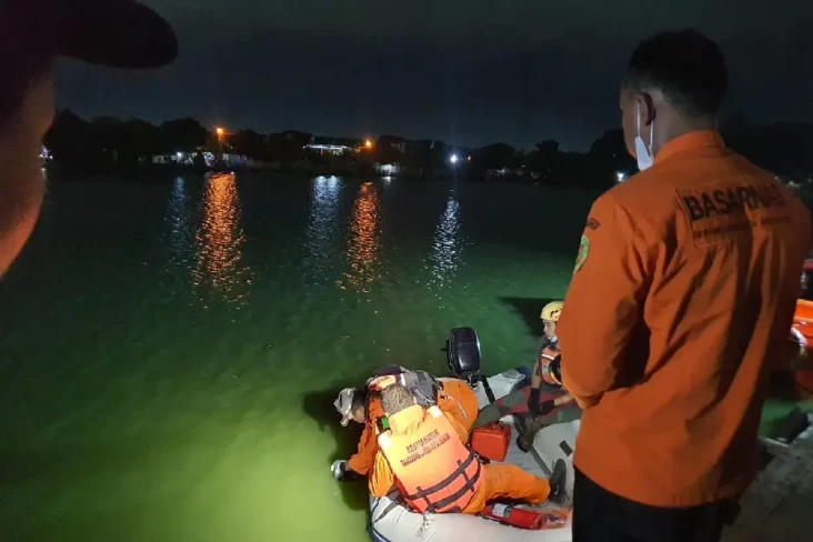2 Pria Dewasa Tenggelam...