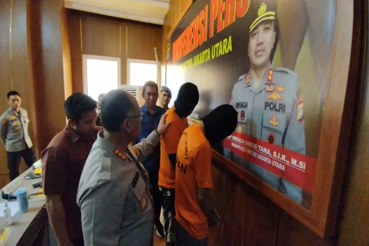 Usai Tusuk Polisi di...