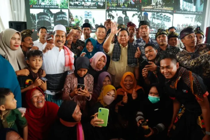 Beri Bantuan Air Bersih...
