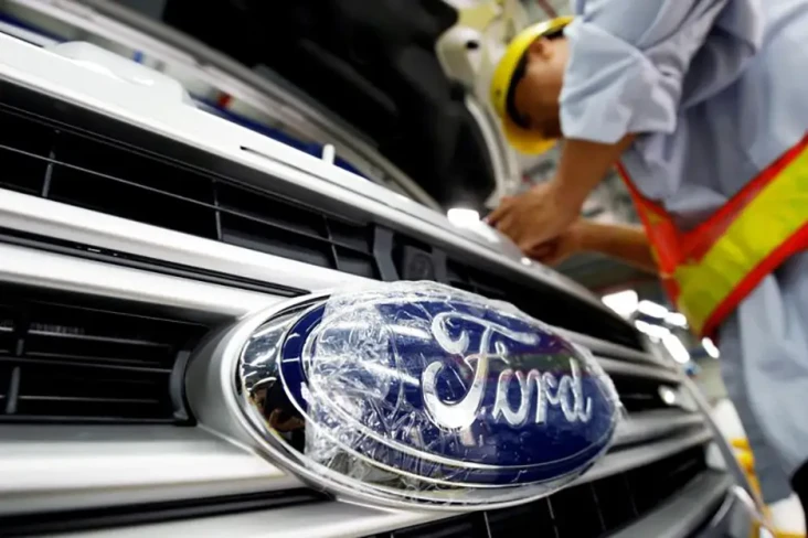 3.800 Karyawan Ford...