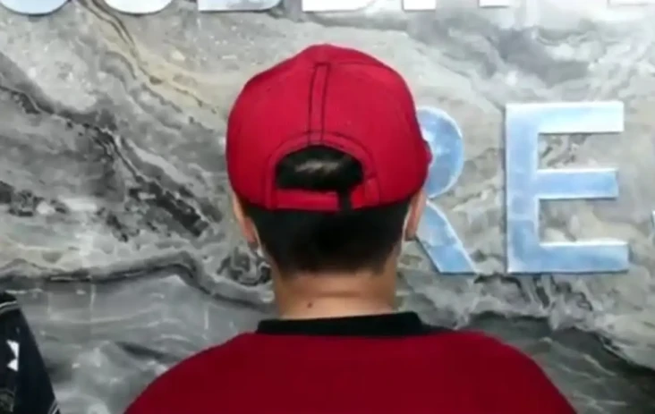 Tawarkan PSK Anak di...