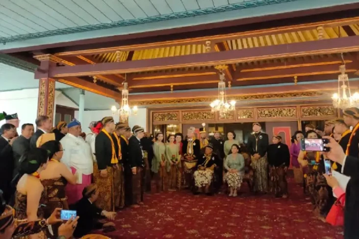 Penguasa Mangkunegaran...