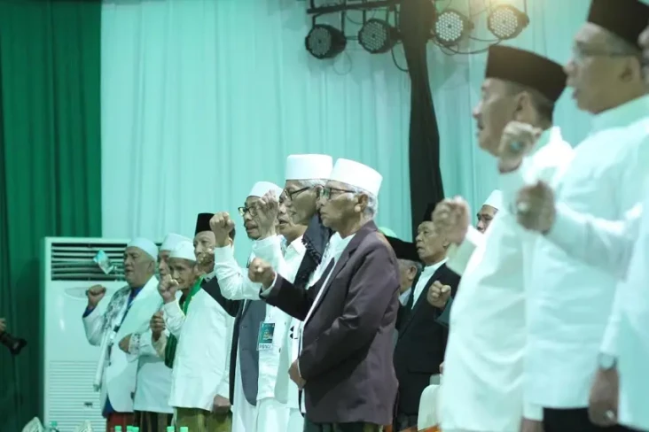 Kiai Sepuh Tahlil dan...