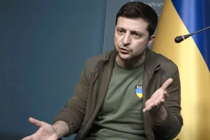 Zelensky Tolak Serahkan...