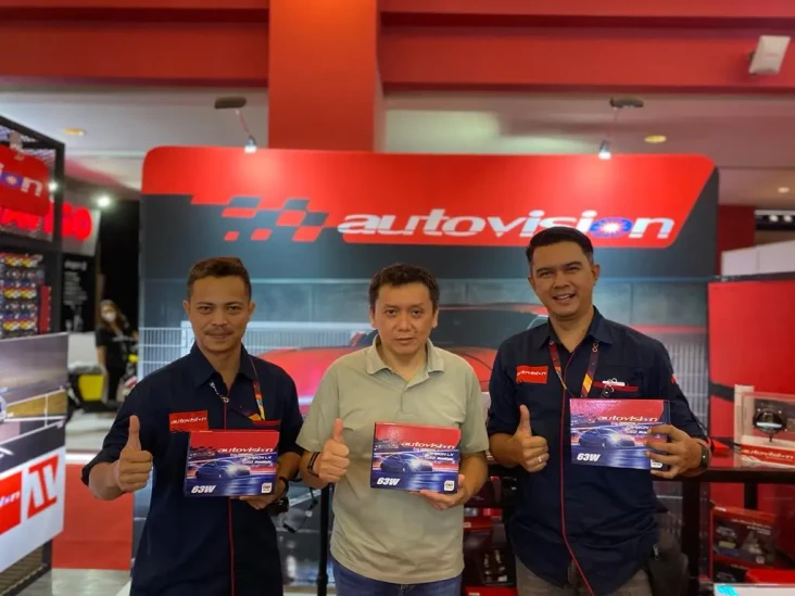 Autovision Bawa Lampu...