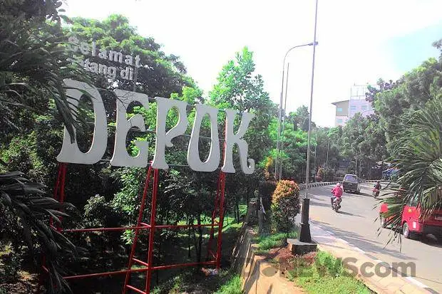 Bukan Hanya Stasiun,...