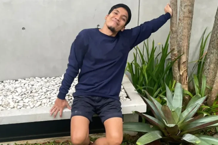 Cerita Desta Nonton...