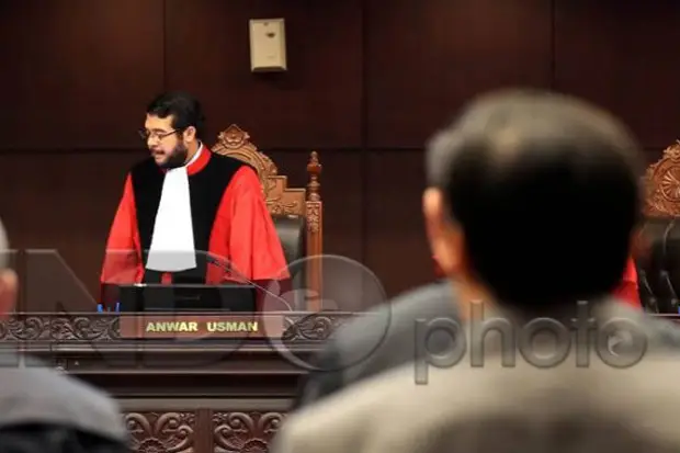 Sidang Gugatan UU Ciptaker,...