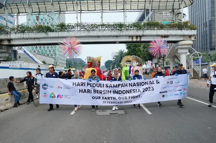 Ikut Serta Peringatan...