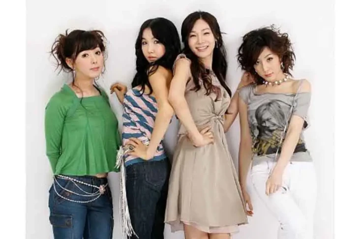 5 Artis Transgender...