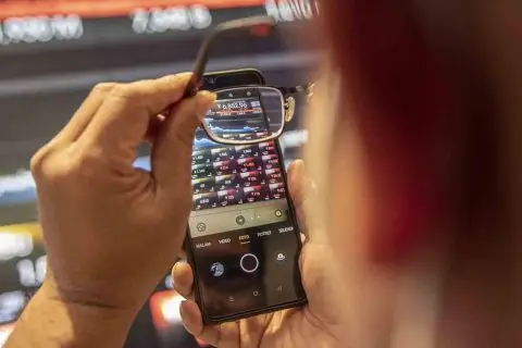 IHSG Hari Ini Diprediksi...