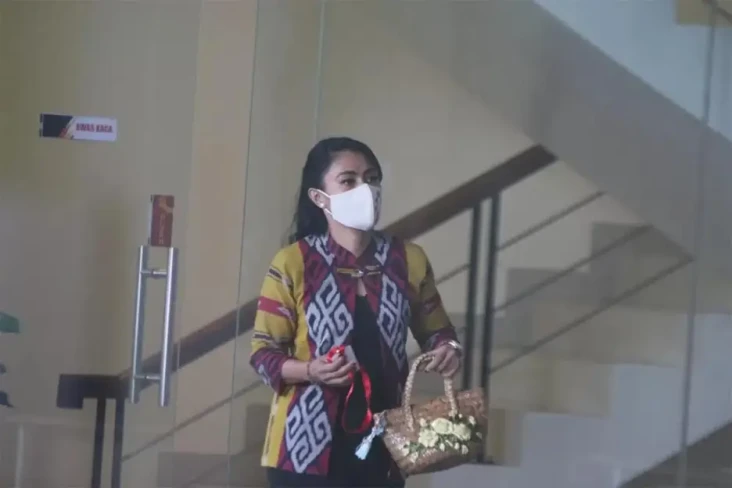 KPK Buka Peluang Kembali...