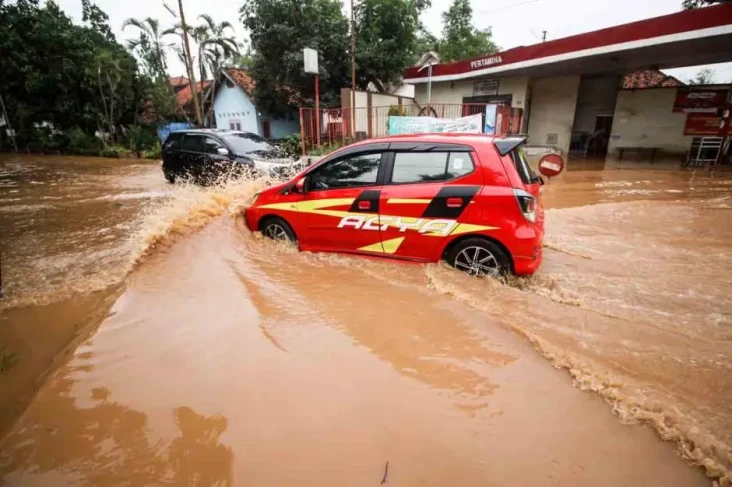 Hujan Ekstrem Berpotensi...