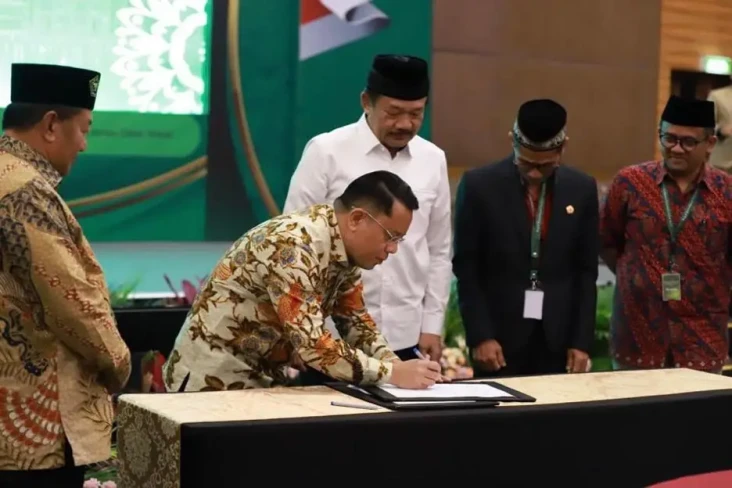 Pemerintah, Baznas,...